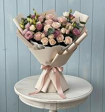 Букет цветов из:  Розы и Лизиантусы в Вольгинский