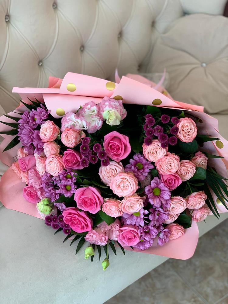 Букет цветов из: Хризантемы, Розы и Лизиантусы в Вольгинский