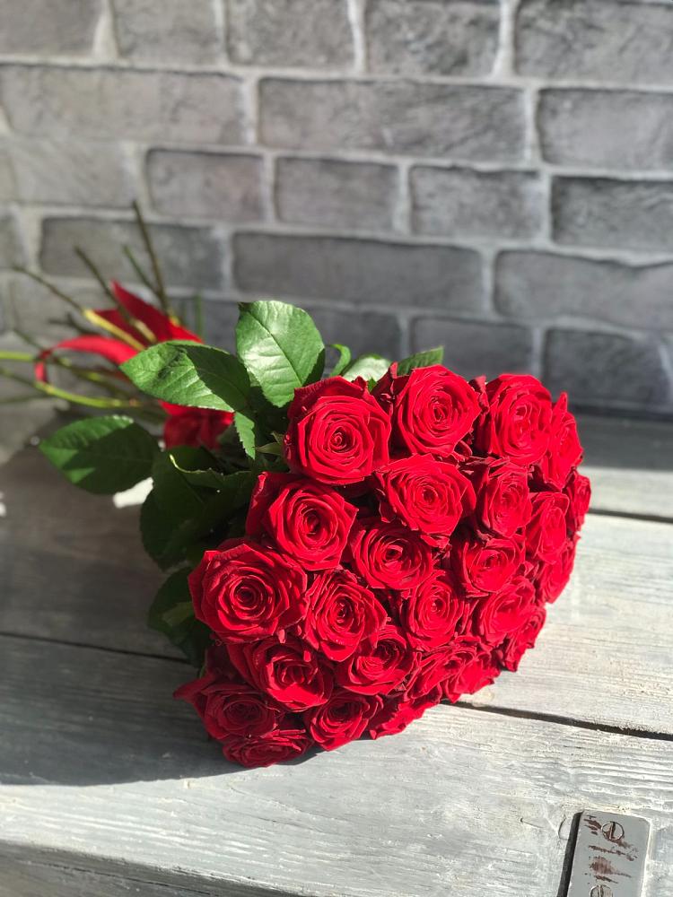 Букет Красные розы Фридом в Вольгинский