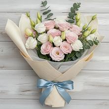 Букет цветов из:  Лизиантусы в Вольгинский