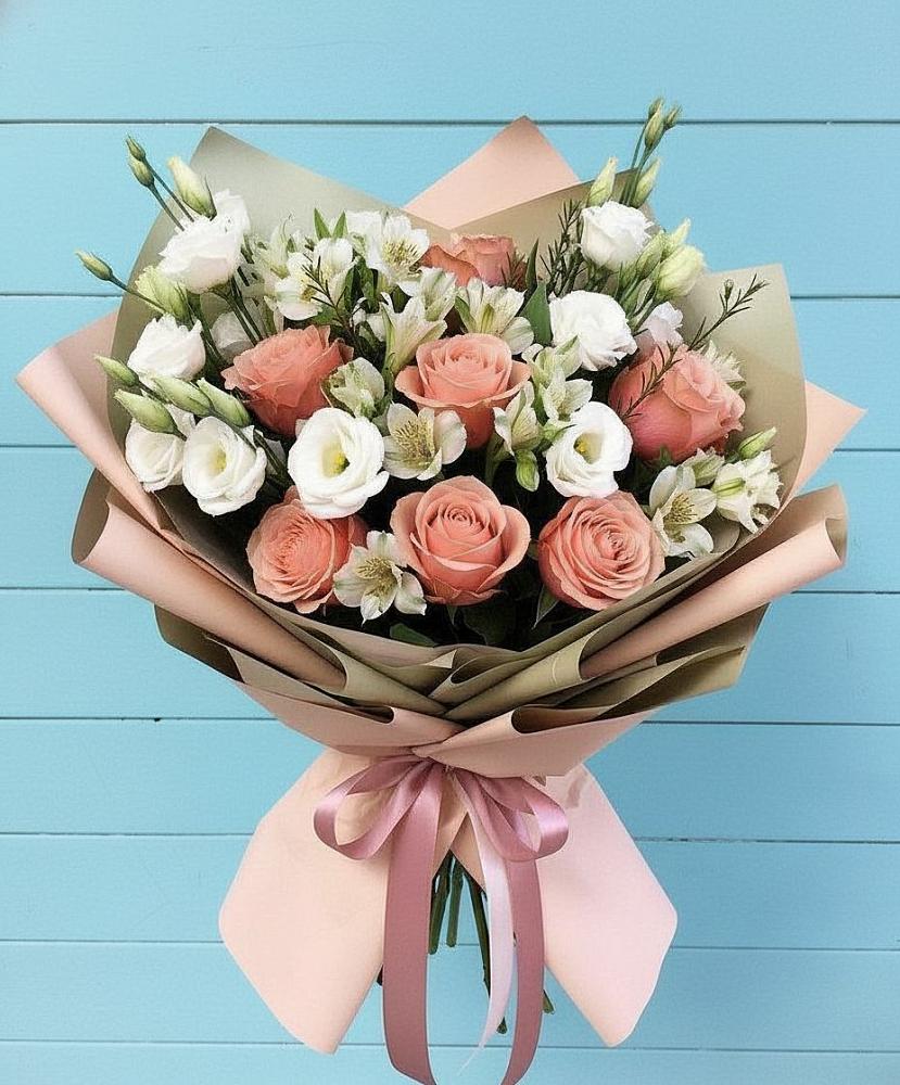 Букет цветов из: Розы, Альстромерии и Лизиантусы в Вольгинский