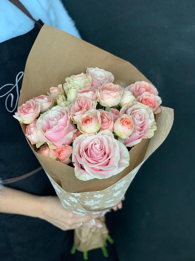 Букет цветов из: Хризантемы и Розы в Вольгинский