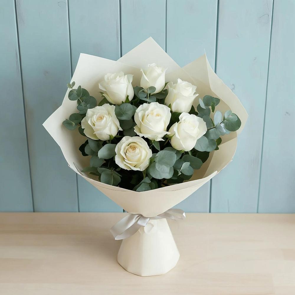 Букет Белые розы в Эвкалипте в Вольгинский