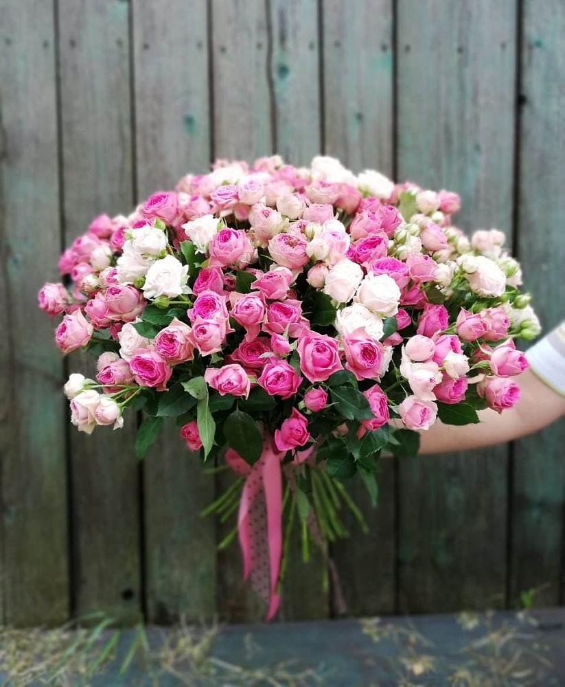 Букет Розовые кустовые розы Натали и Лав Лидия в Вольгинский