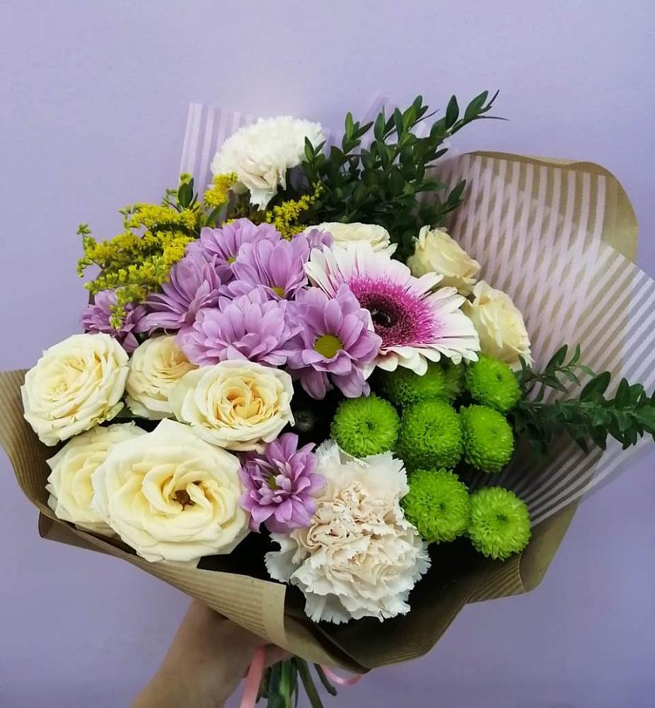 Букет цветов из: Хризантемы, Розы, Гвоздики и Герберы в Вольгинский