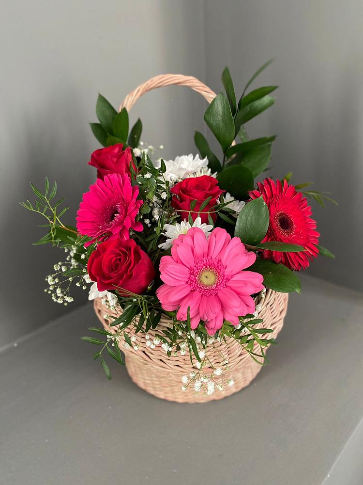 Цветочная композиция из Розы, Хризантемы и Герберы в корзине в Вольгинский
