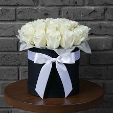 Цветочная композиция из Розы в шляпной коробке в Вольгинский