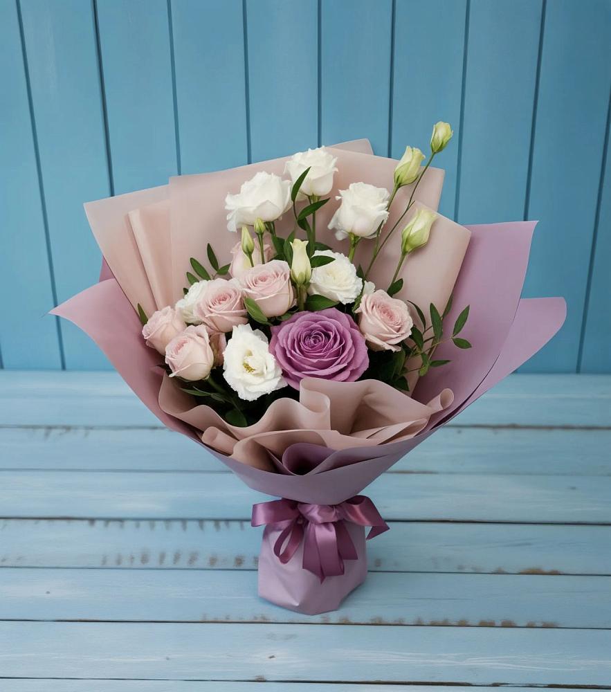 Букет цветов из: Розы и Лизиантусы в Вольгинский